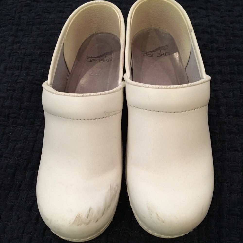 Dansko nursing clogs. Used for 1 semester. Size 38